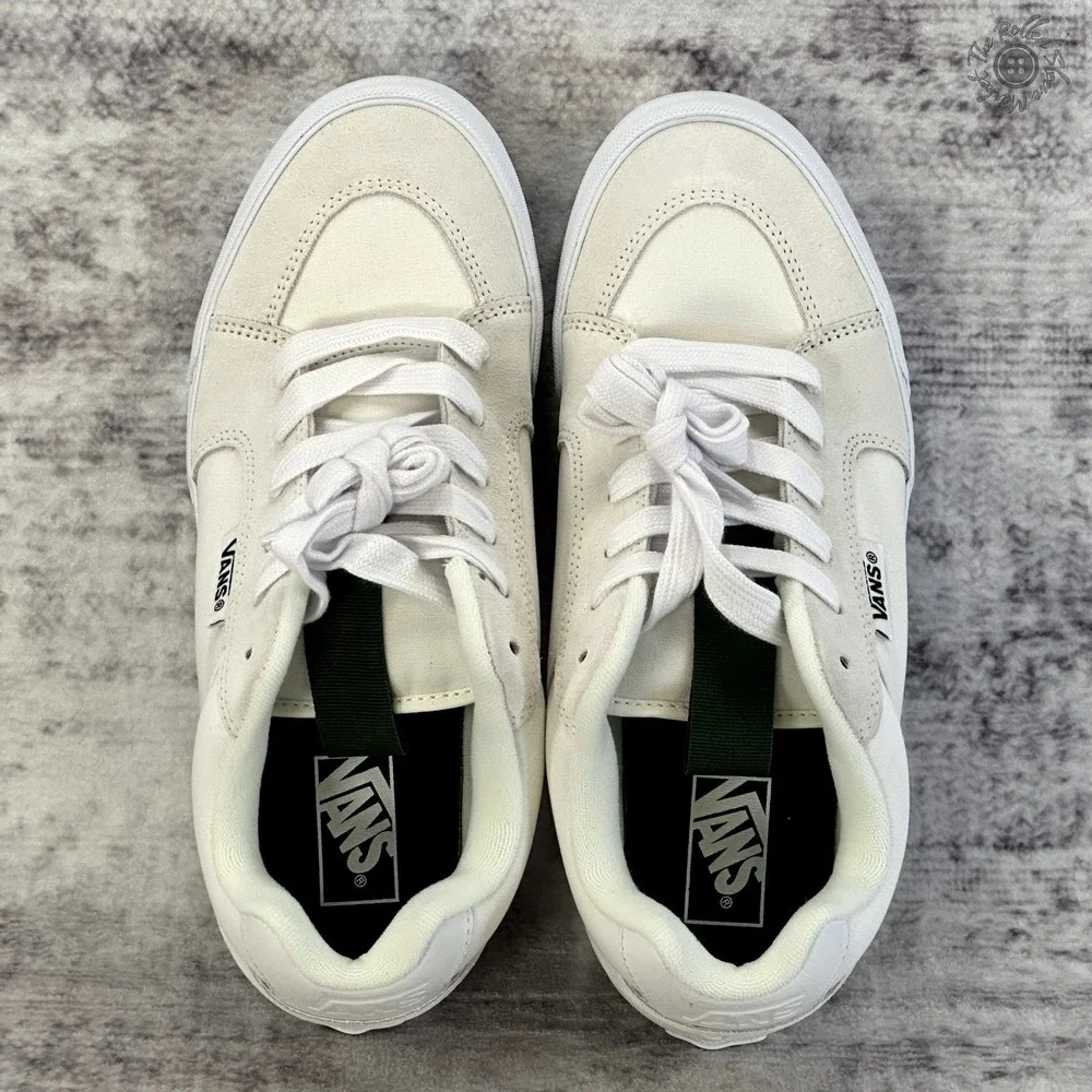NIB - Vans Chukka Push 